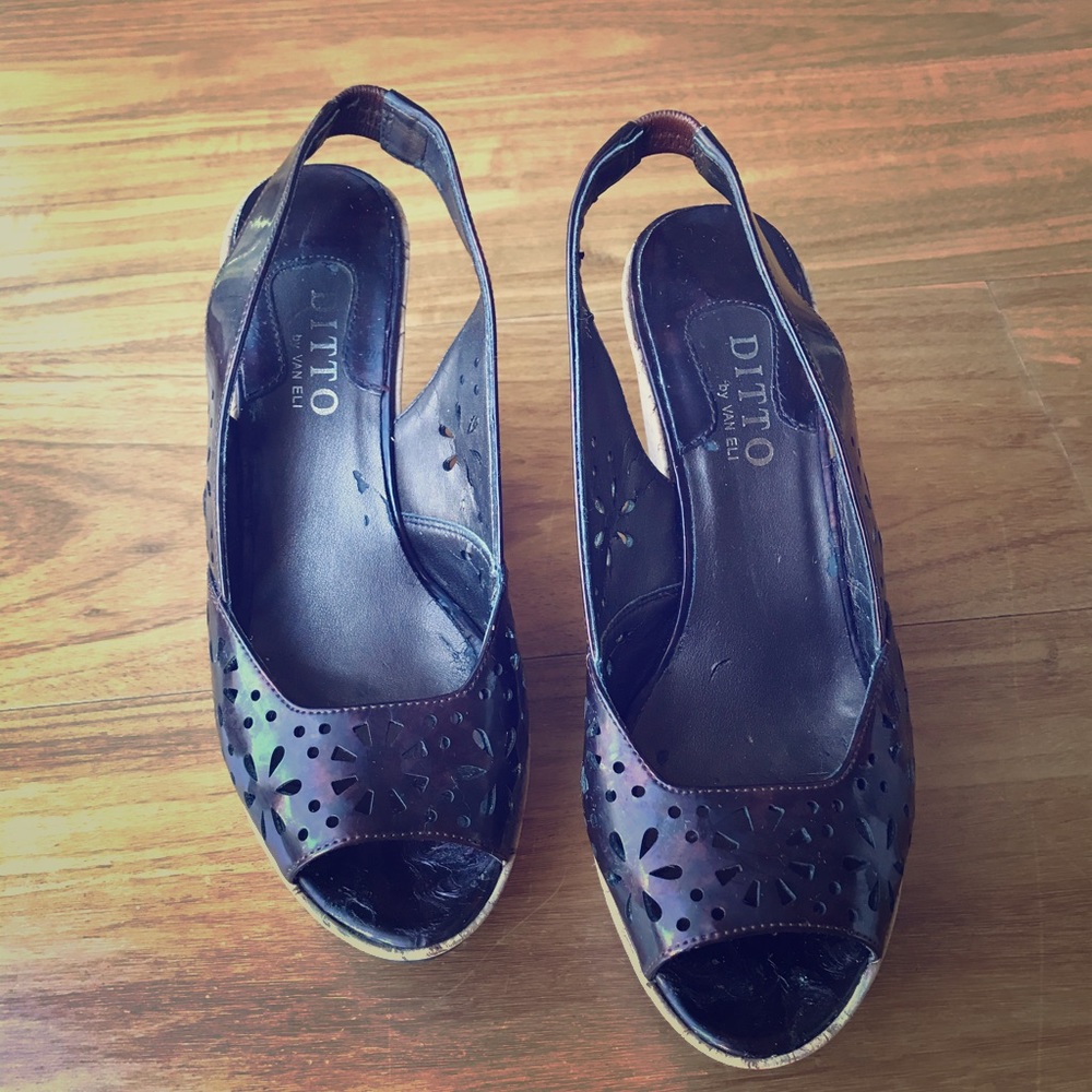 Women’s Ditto wedge cork shoes (size 7.5)